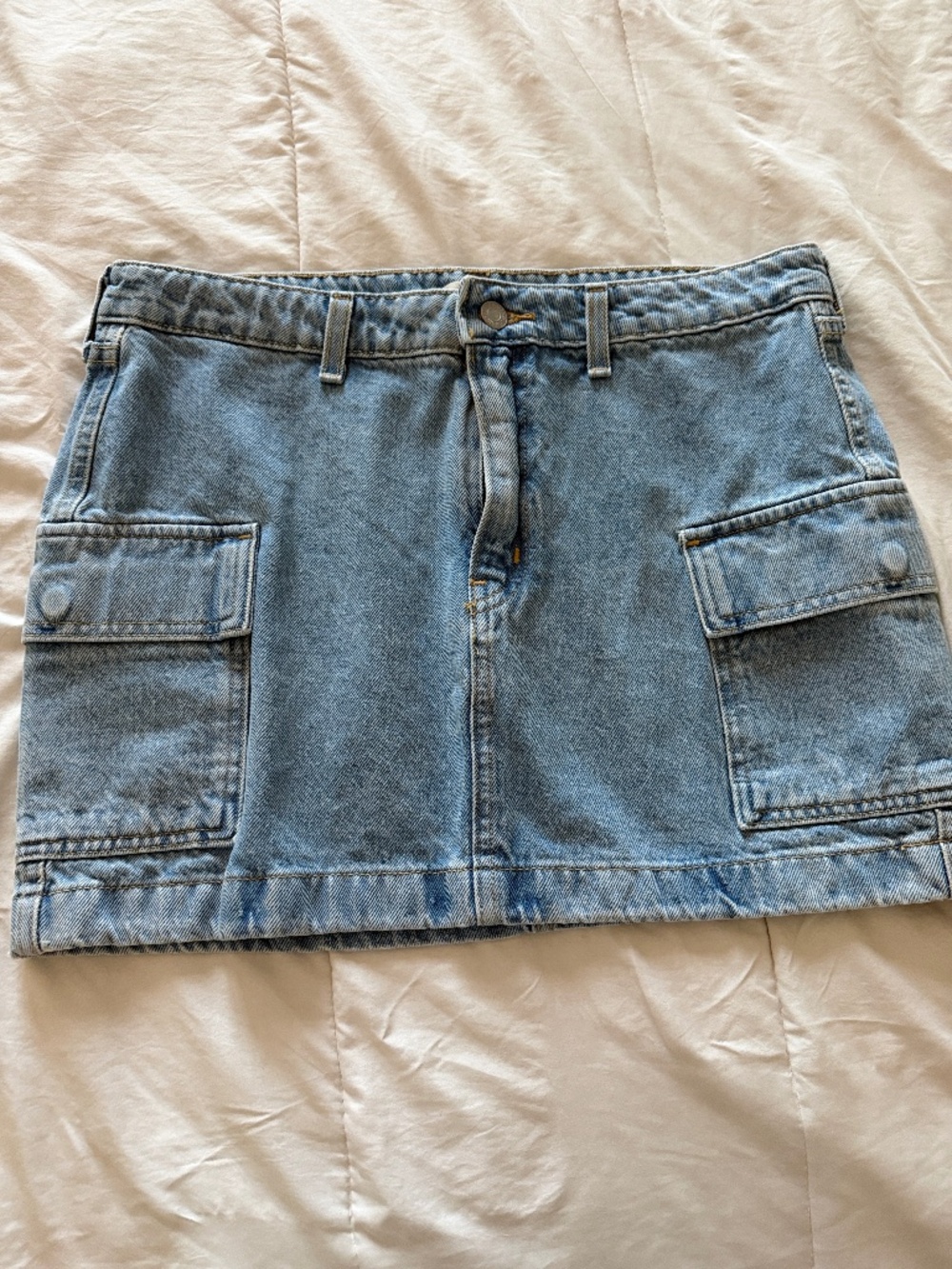 Levi's 94 Cargo Mini Skirt